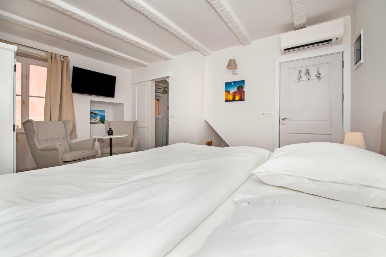 Casa Colloredo Free Parking ロヴィニ エクステリア 写真