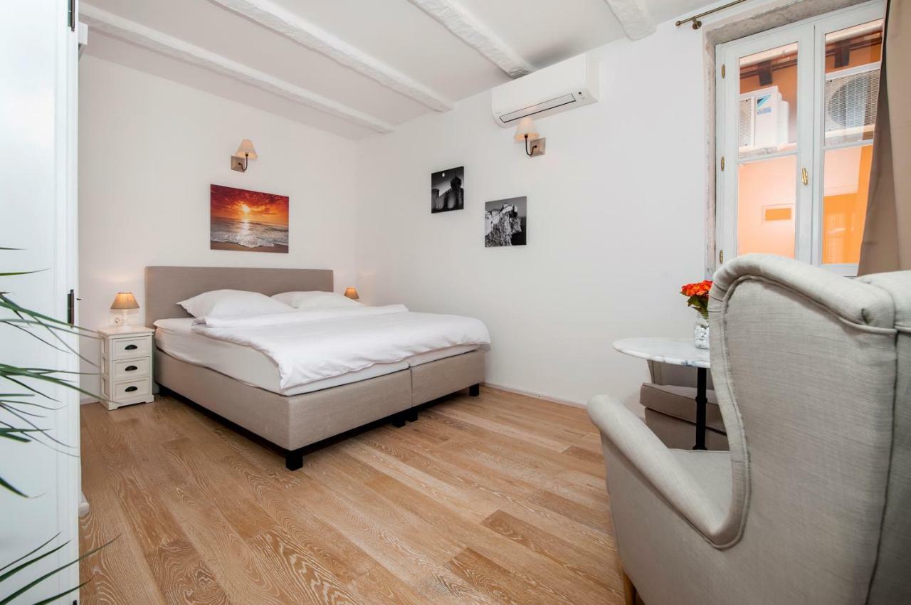 Casa Colloredo Free Parking ロヴィニ エクステリア 写真